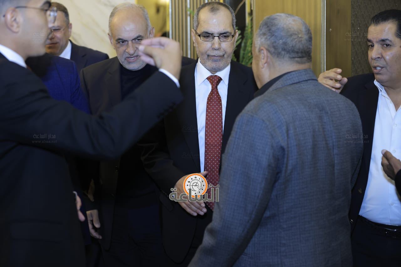 Madar Al-Saa Images 0.053887216022955986