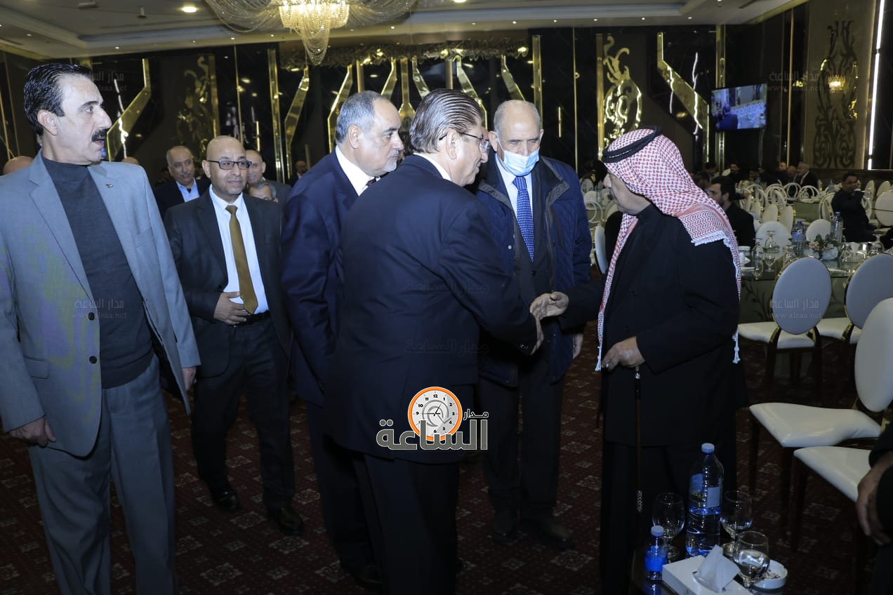 Madar Al-Saa Images 0.7966582851914678