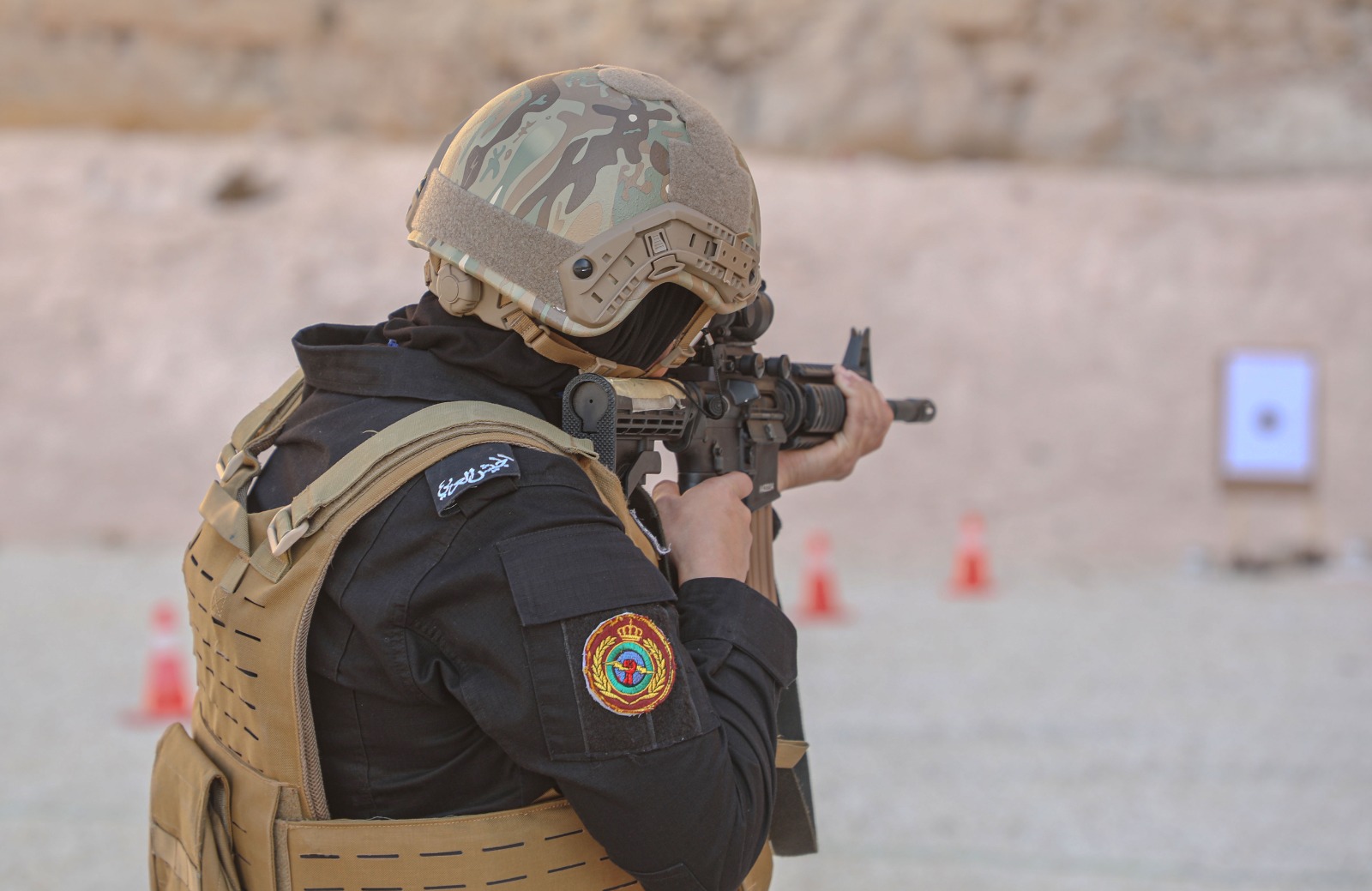 Madar Al-Saa Images 0.45708910910506095