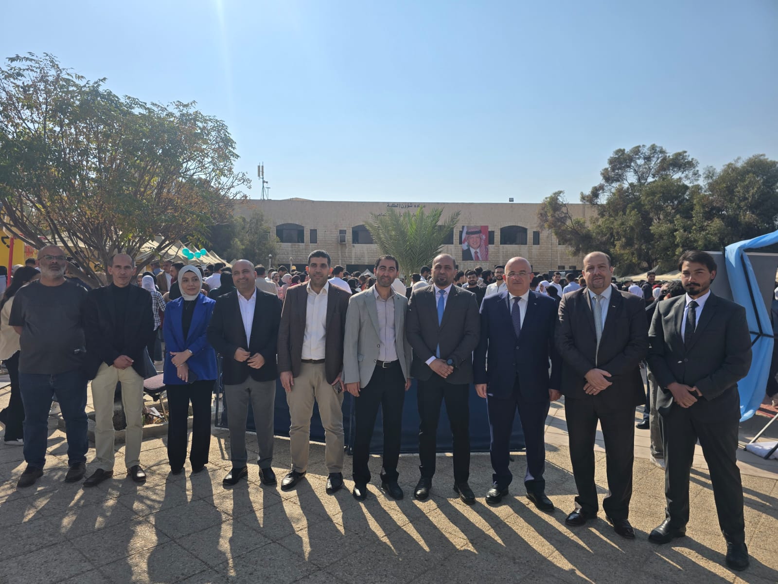 Madar Al-Saa Images 0.2781265412131767