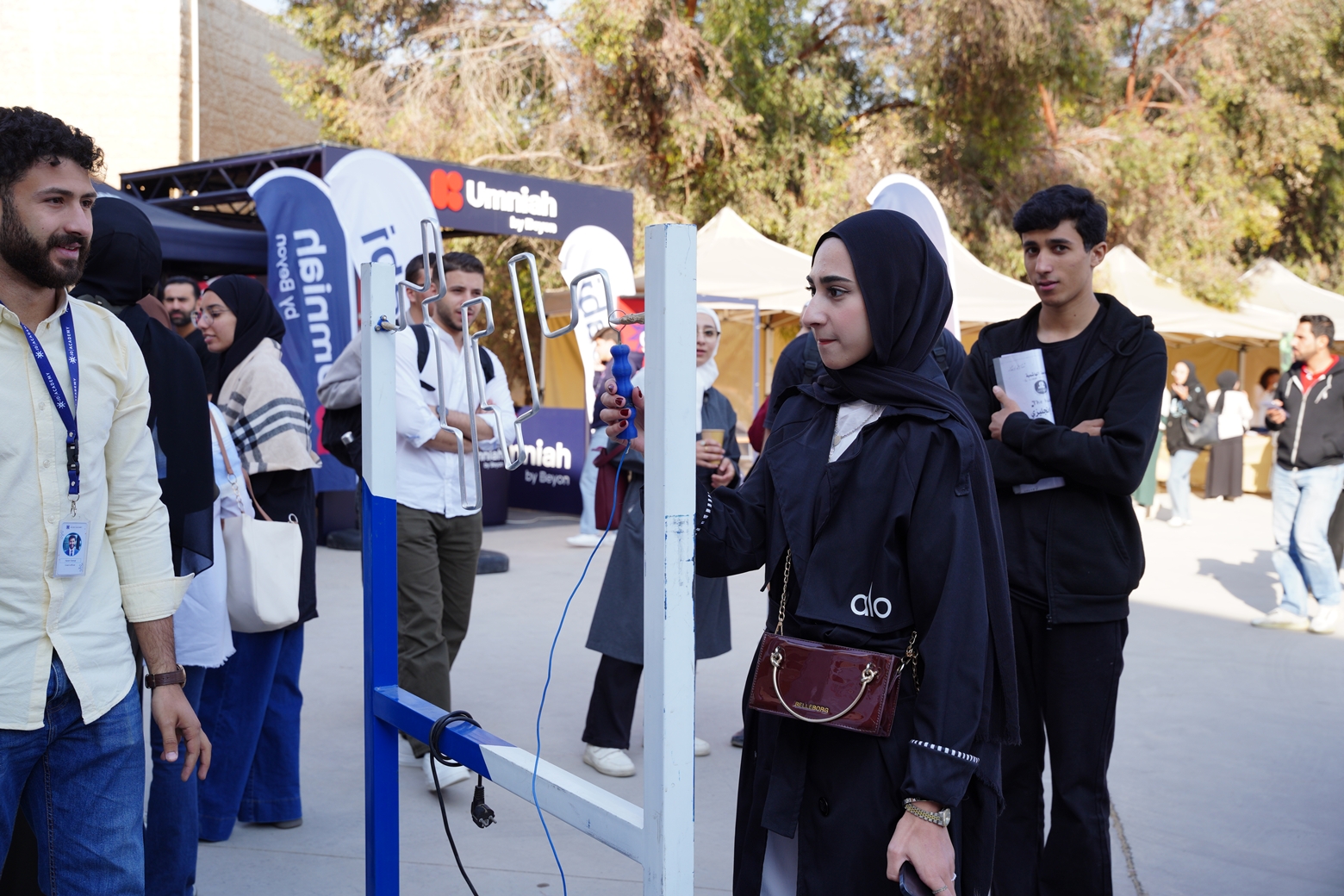 Madar Al-Saa Images 0.8396357152054721