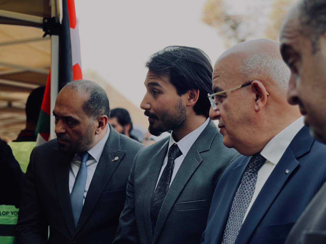 Madar Al-Saa Images 0.11663921934534582