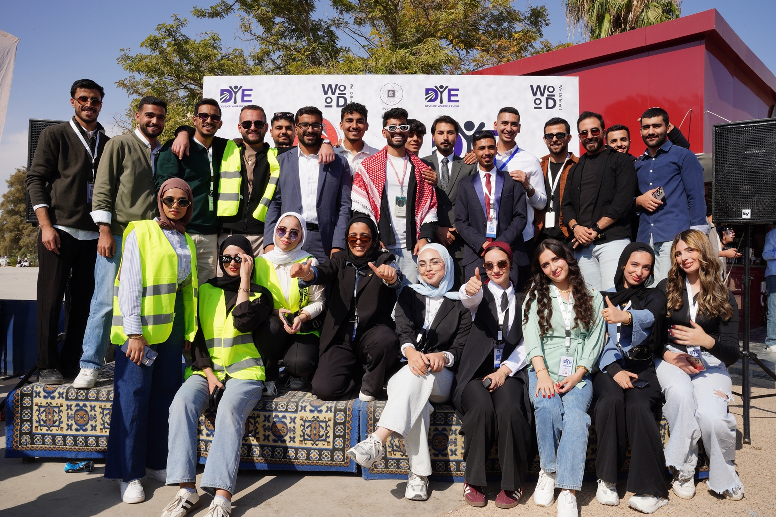 Madar Al-Saa Images 0.8070444996079328