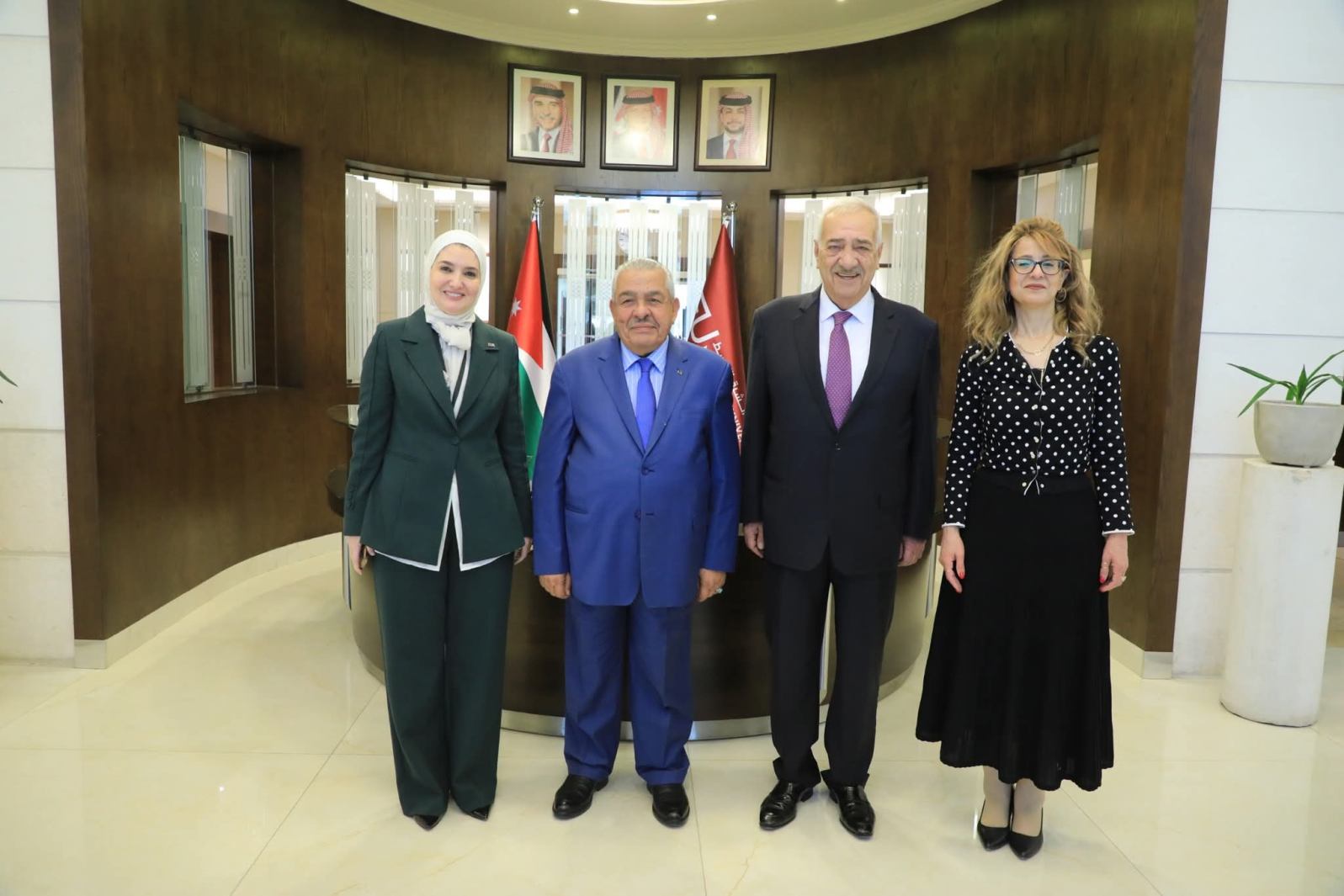 Madar Al-Saa Images 0.6338905713981398