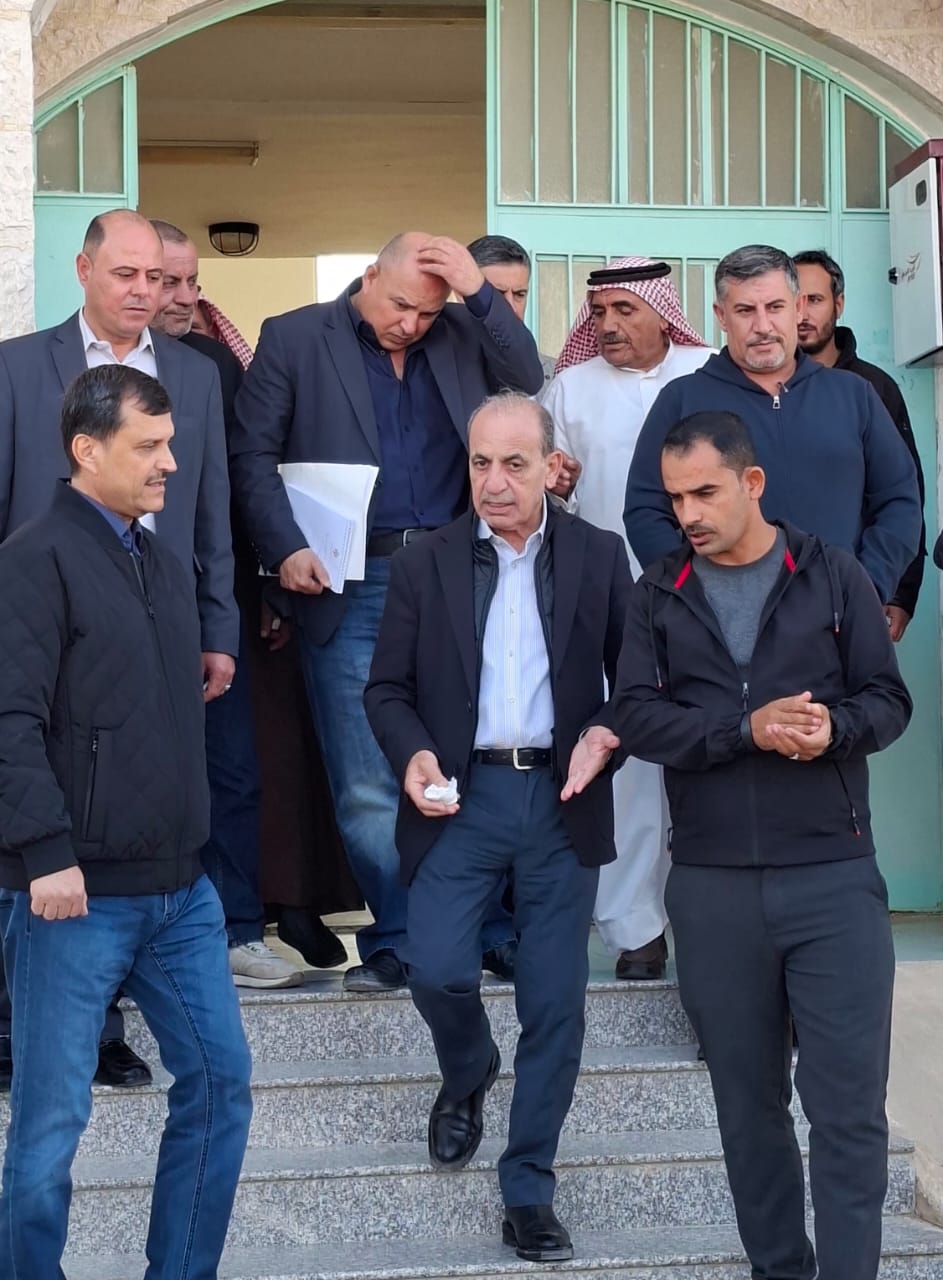 Madar Al-Saa Images 0.3368038386970026