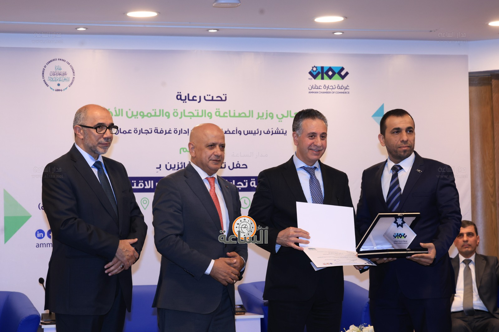 Madar Al-Saa Images 0.551685388059407