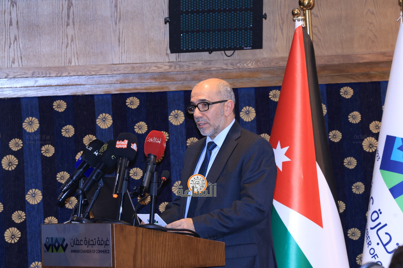 Madar Al-Saa Images 0.41362337339131605