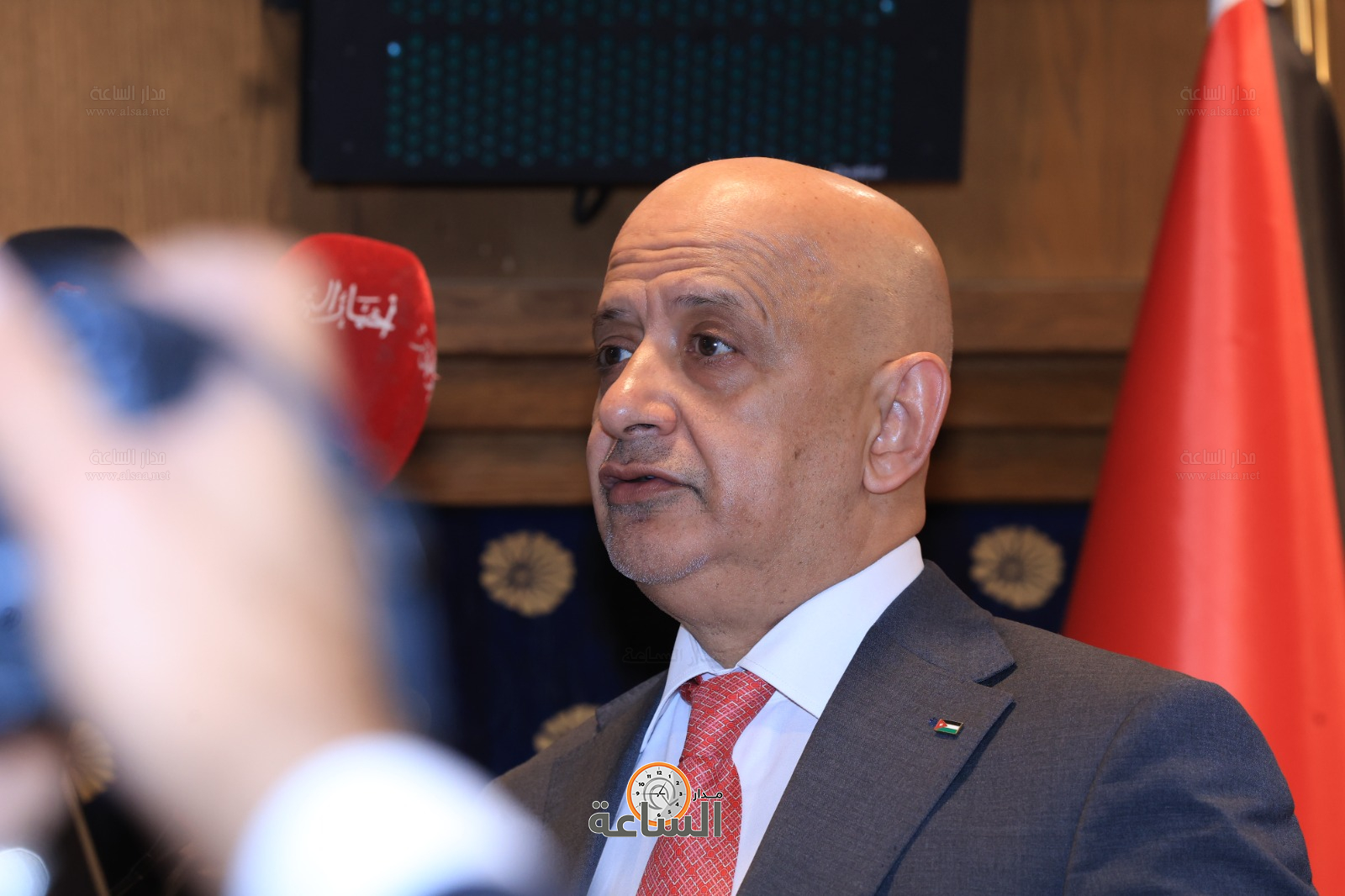 Madar Al-Saa Images 0.025251566898293998