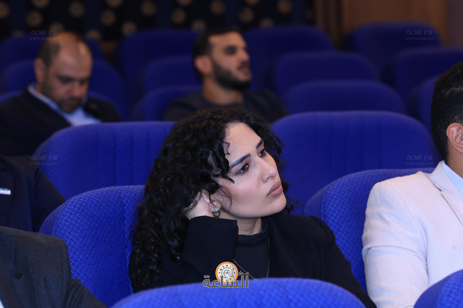 Madar Al-Saa Images 0.14611481037025909