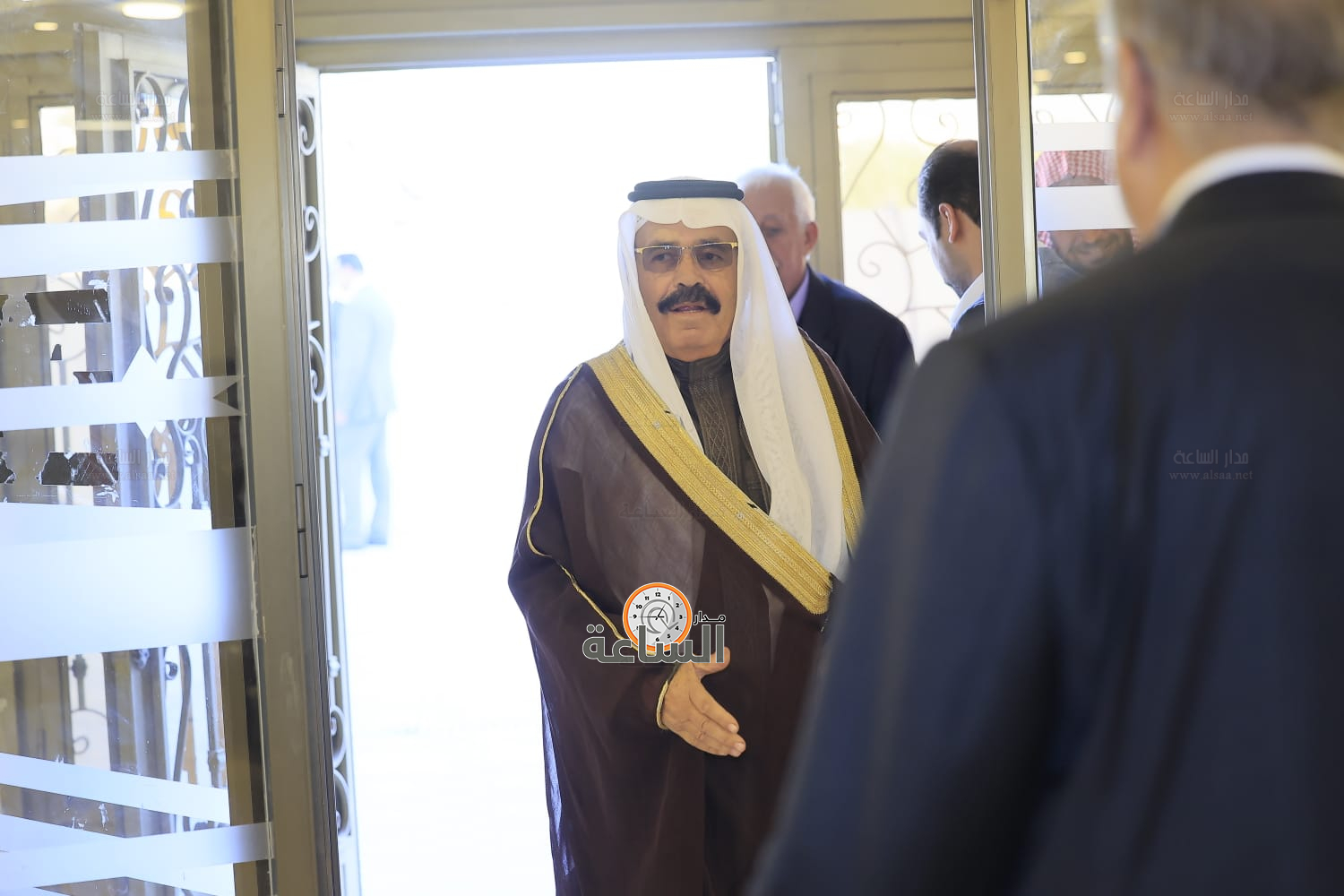 Madar Al-Saa Images 0.3607772101771771