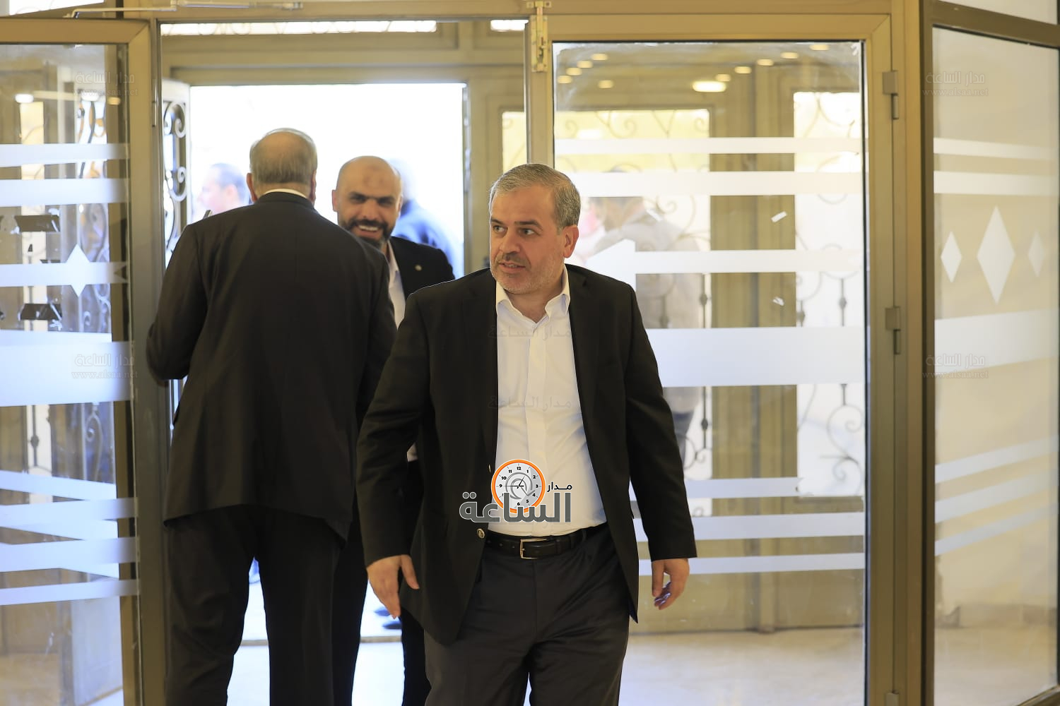 Madar Al-Saa Images 0.8911282211091891