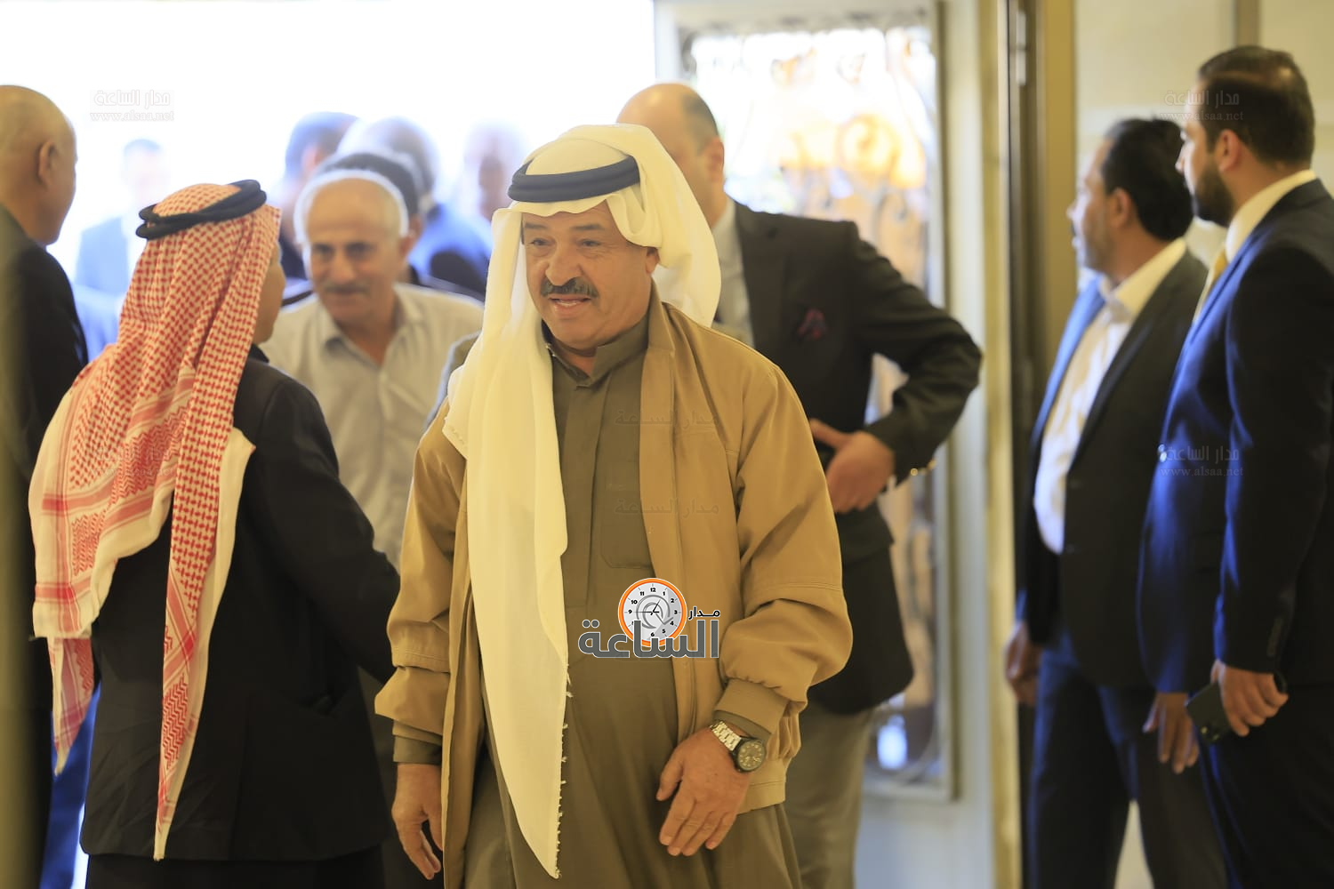 Madar Al-Saa Images 0.4807823559920913