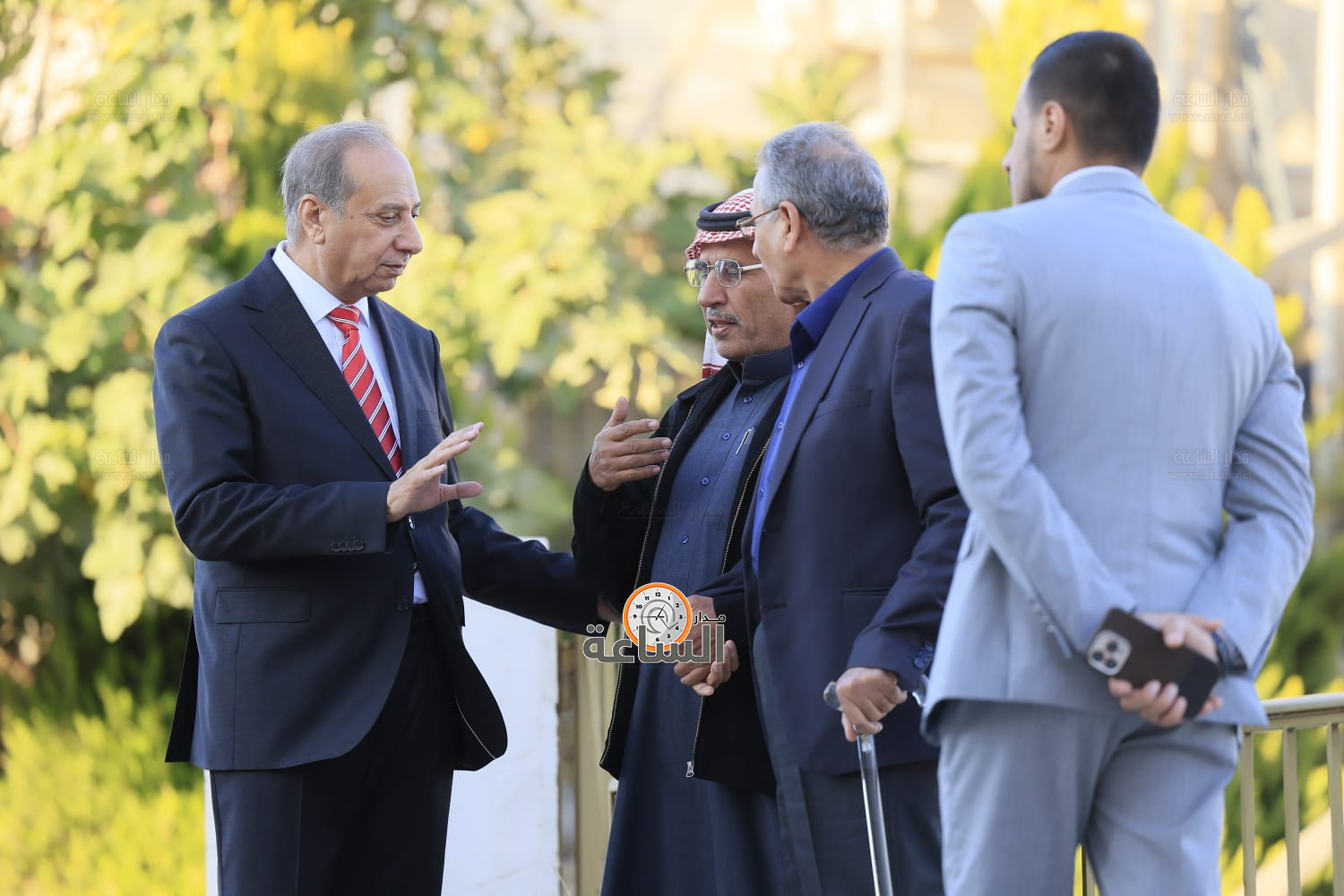 Madar Al-Saa Images 0.5258073035414765