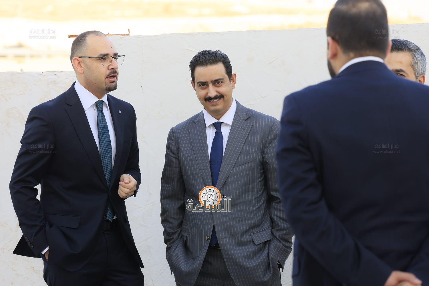 Madar Al-Saa Images 0.7232172781180981