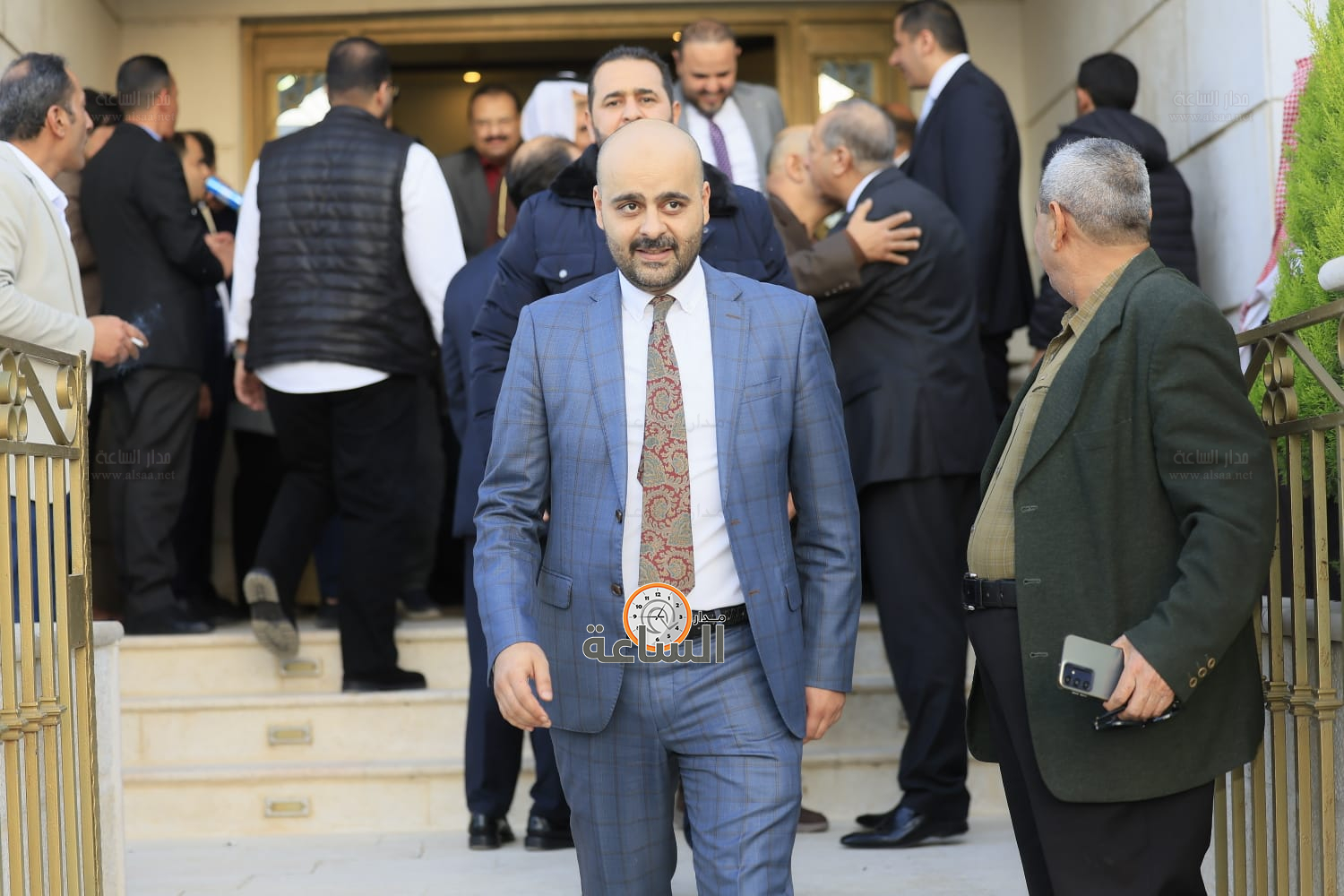 Madar Al-Saa Images 0.034204444944501367