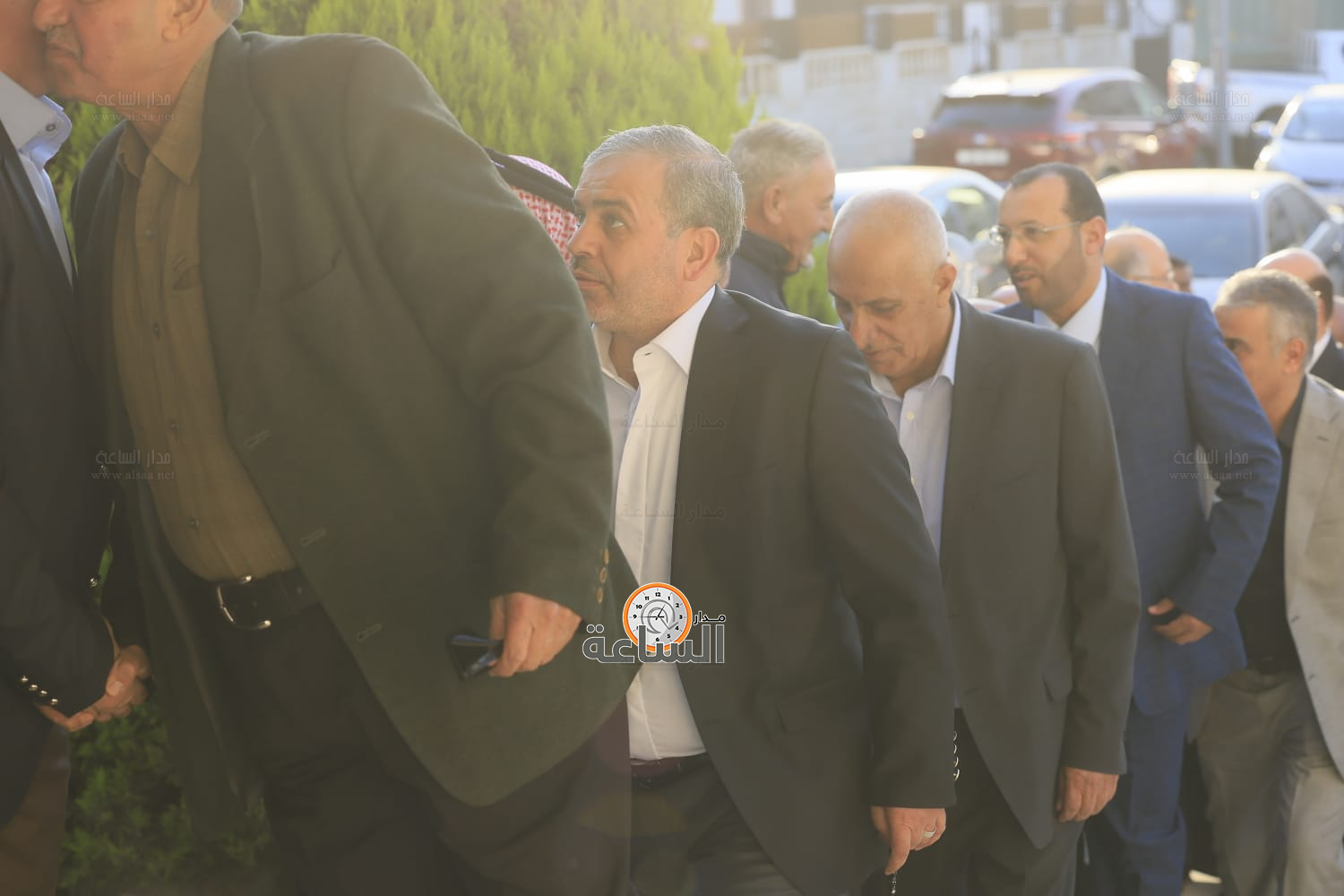 Madar Al-Saa Images 0.8305386759701529