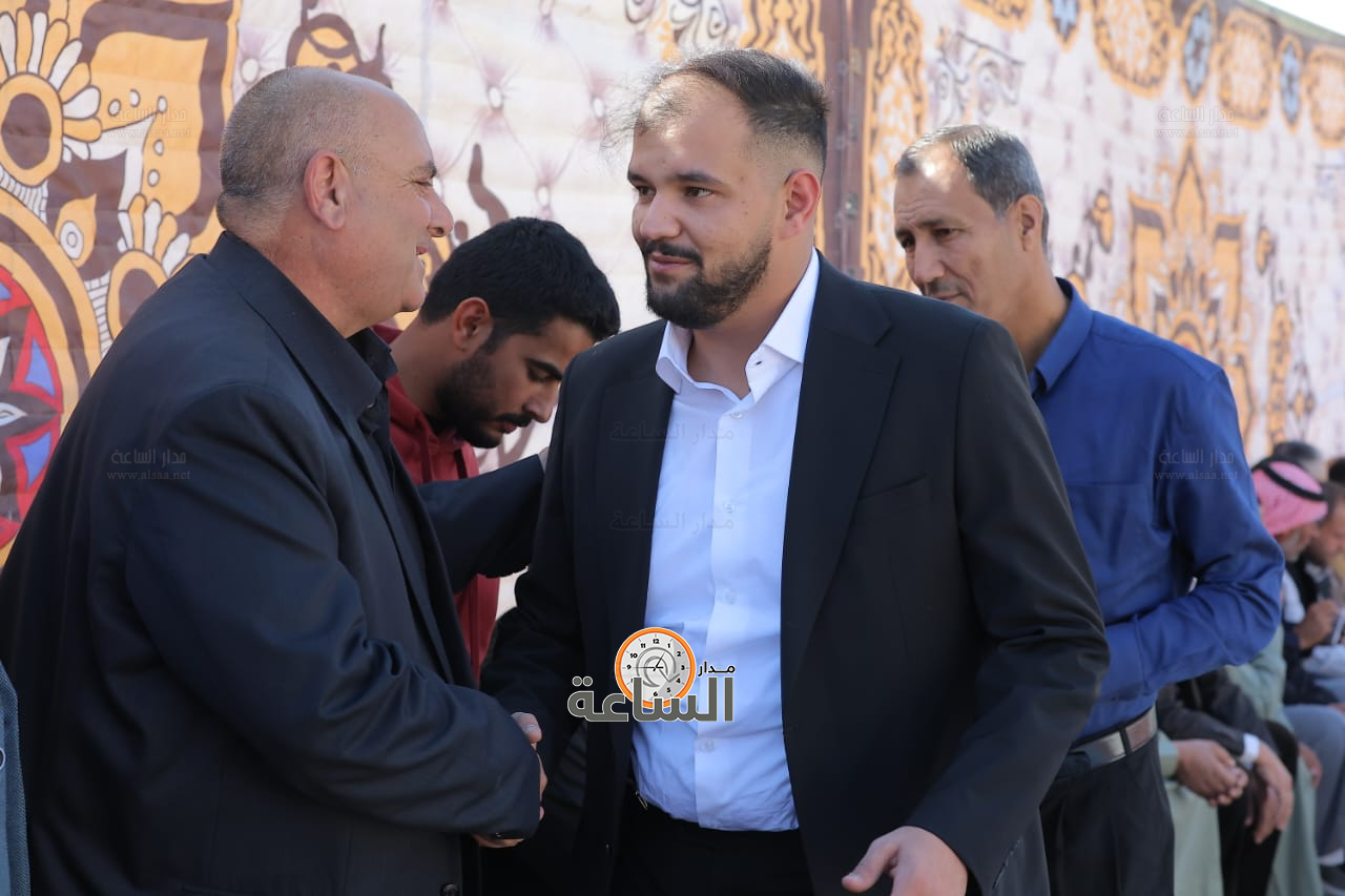 Madar Al-Saa Images 0.21366385556560952