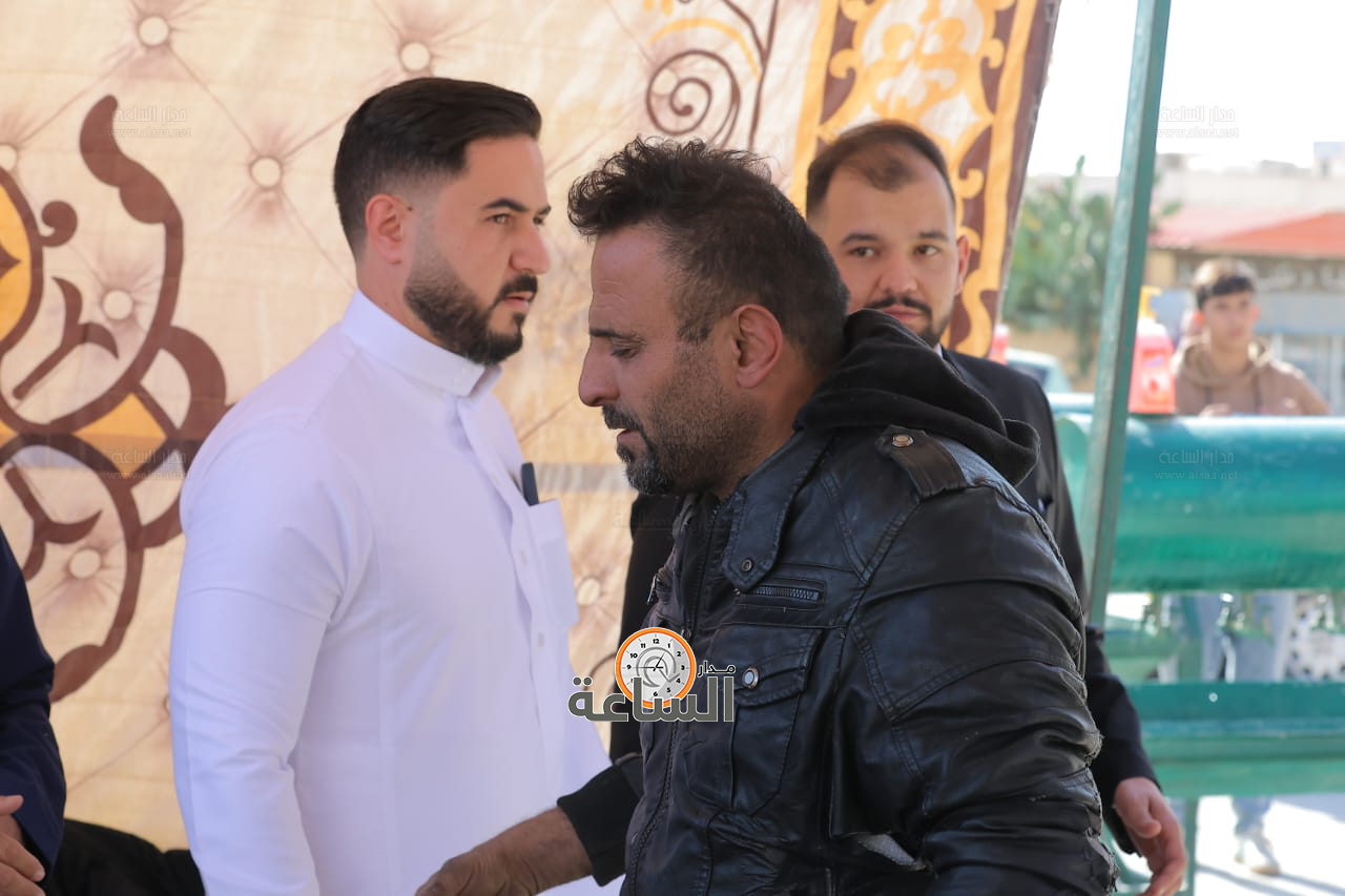 Madar Al-Saa Images 0.49974479167814123