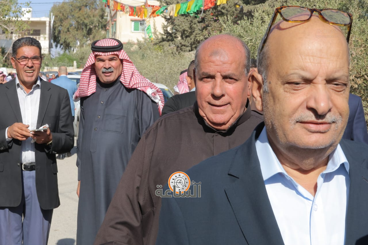 Madar Al-Saa Images 0.8550728297524601