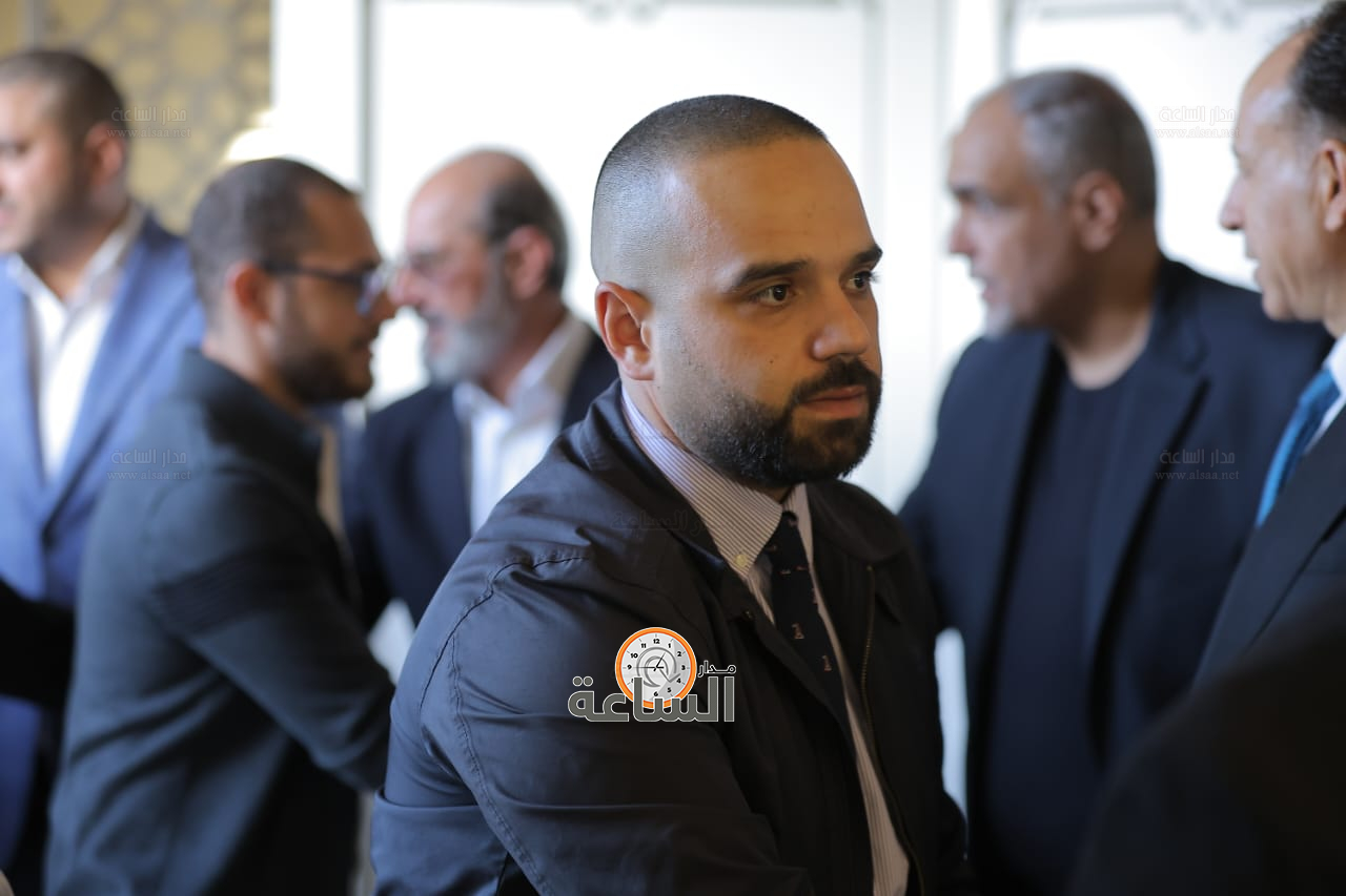 Madar Al-Saa Images 0.035168874798937155