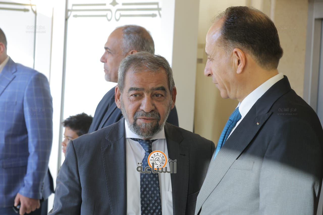 Madar Al-Saa Images 0.49474999966621114