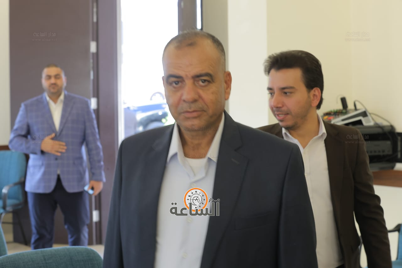 Madar Al-Saa Images 0.5030652619433799