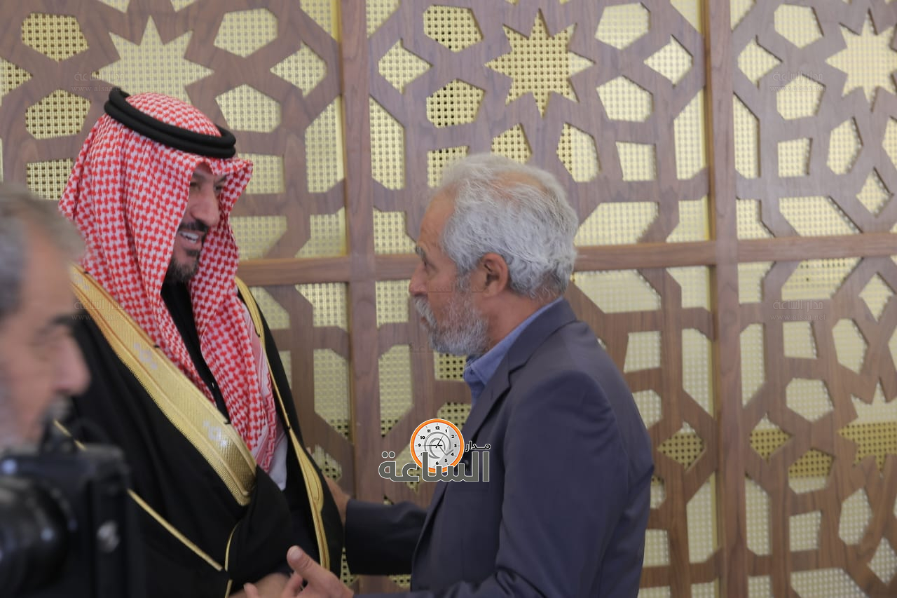 Madar Al-Saa Images 0.6927172717253081