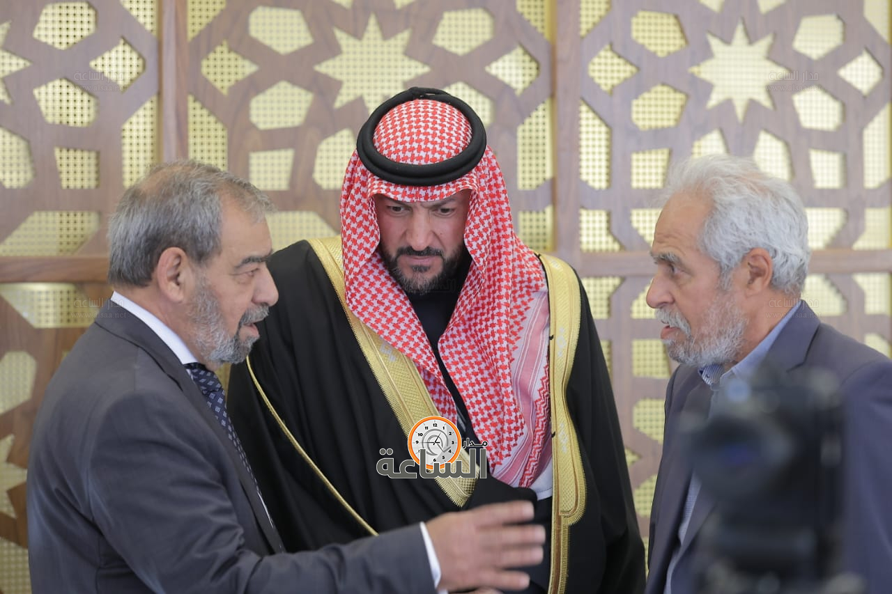 Madar Al-Saa Images 0.11155389315593334