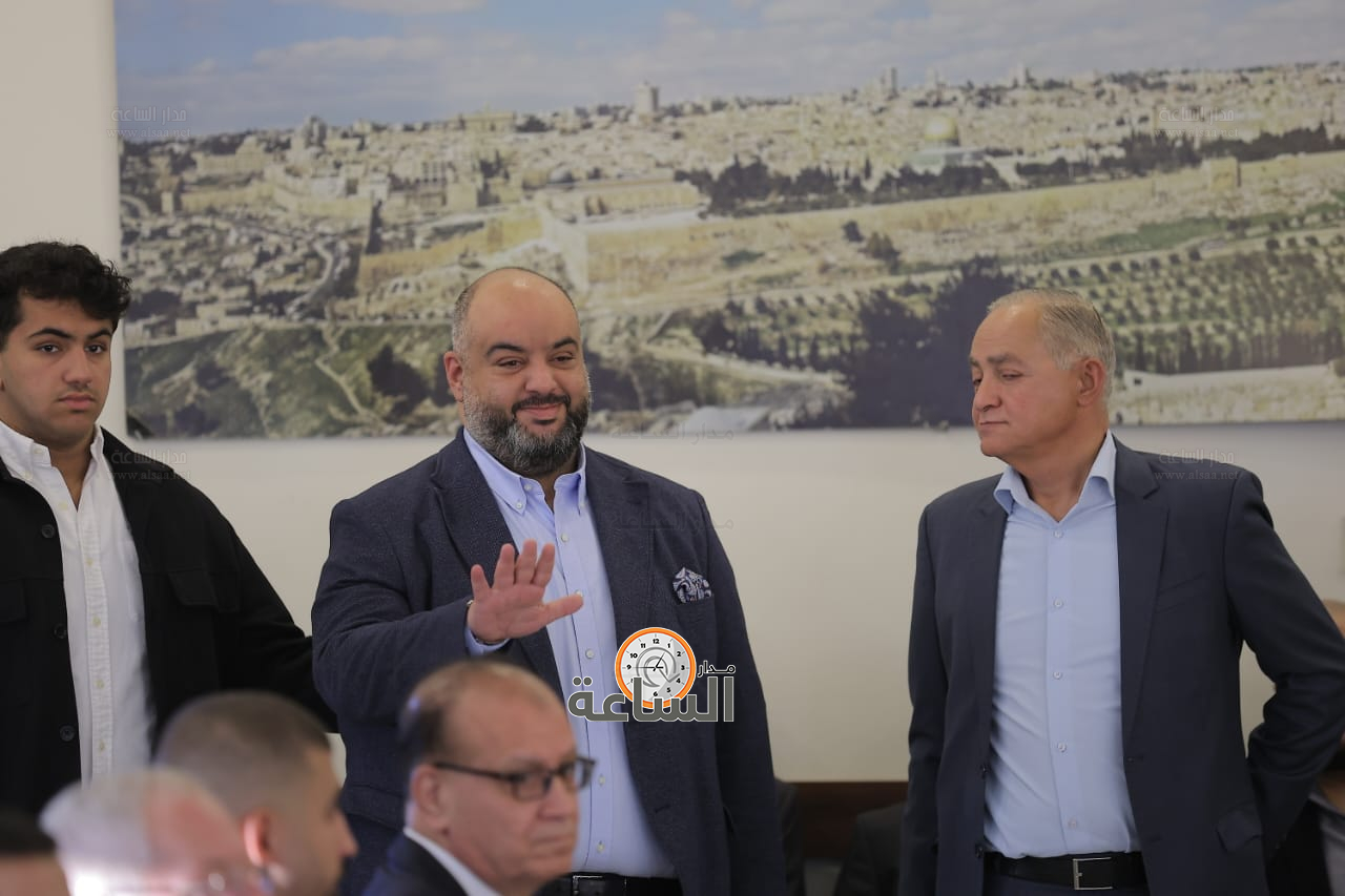 Madar Al-Saa Images 0.46024363688930925