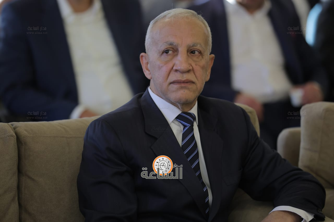 Madar Al-Saa Images 0.40018639987742854