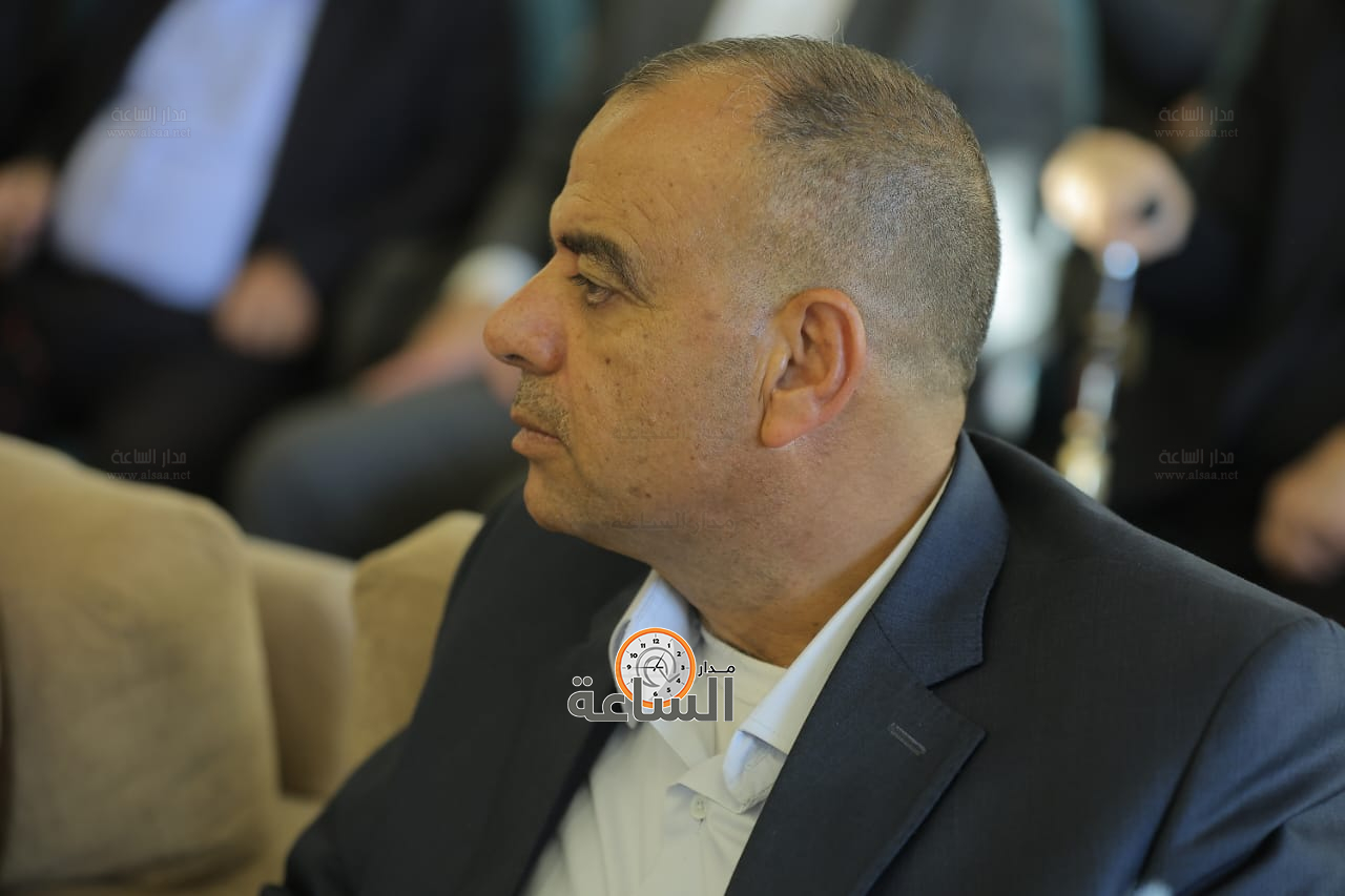 Madar Al-Saa Images 0.7752363451359622