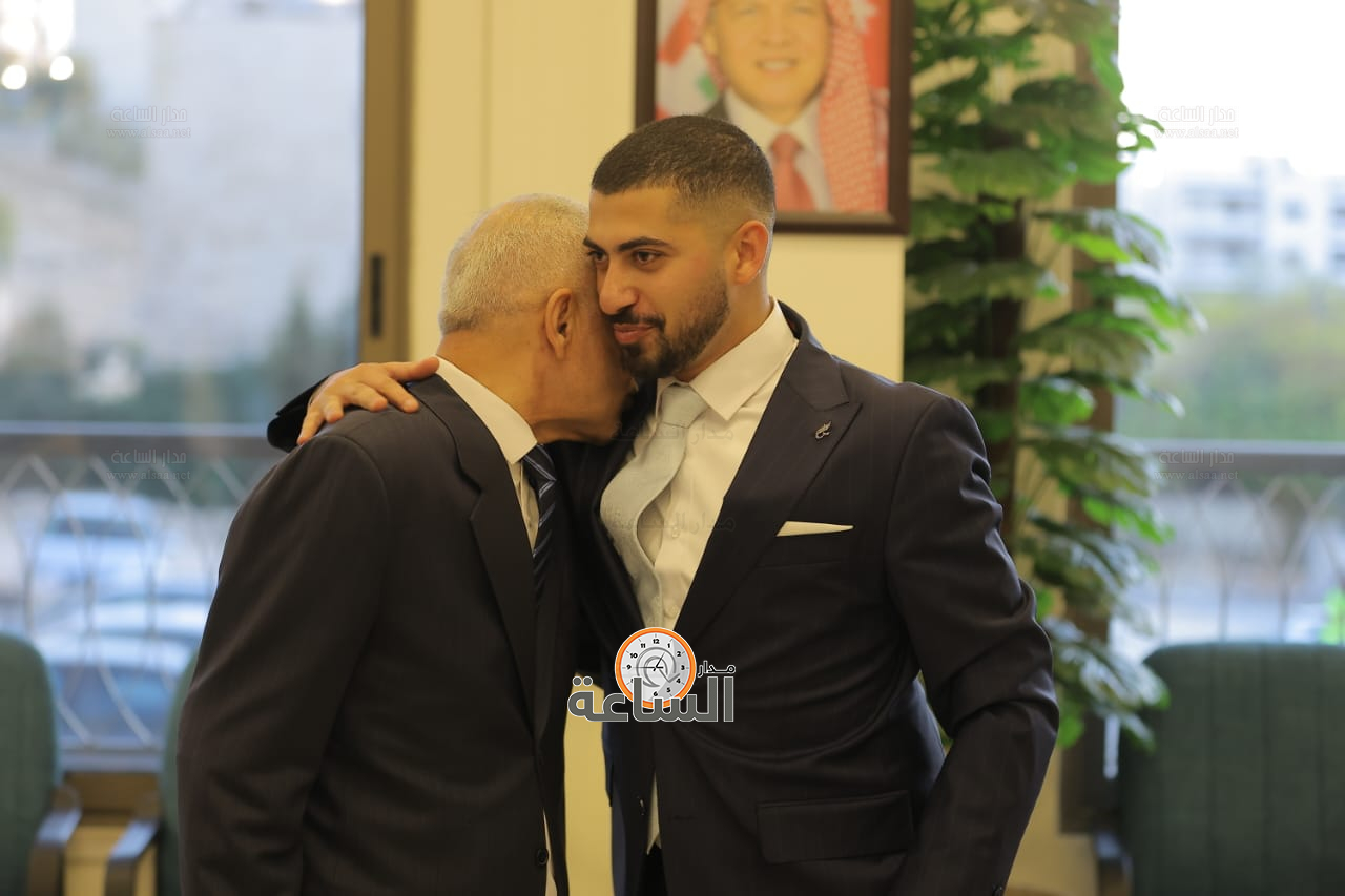 Madar Al-Saa Images 0.6022974341983658