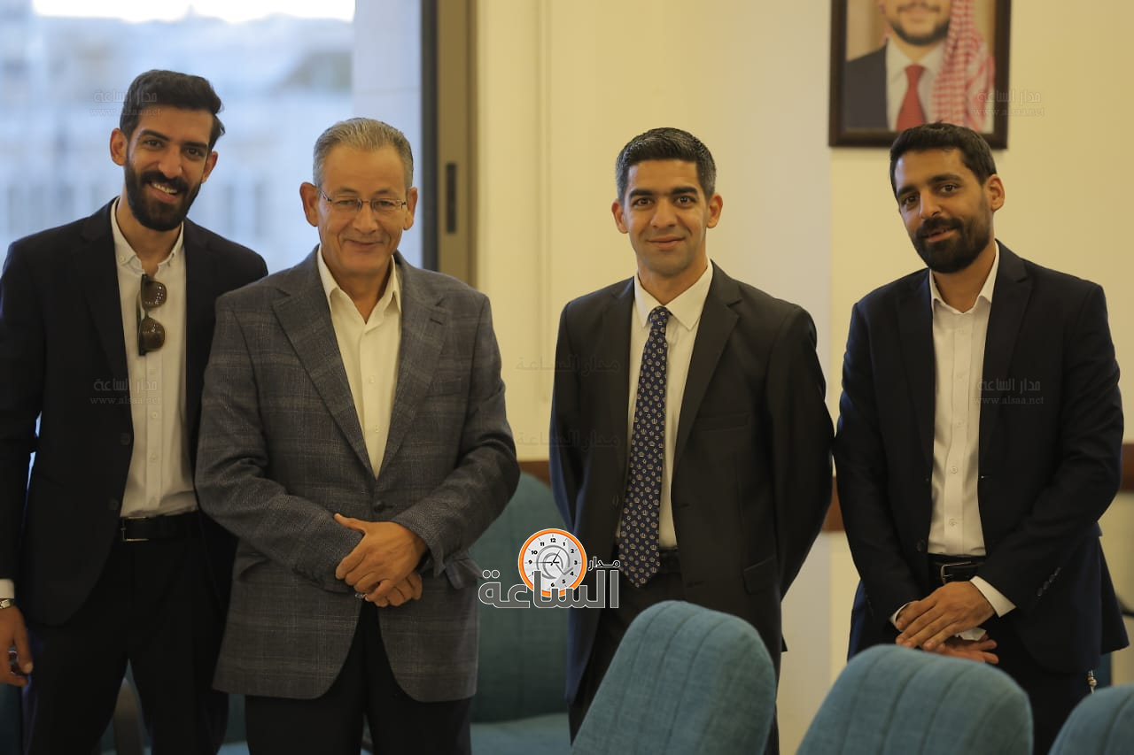 Madar Al-Saa Images 0.9706312032893015