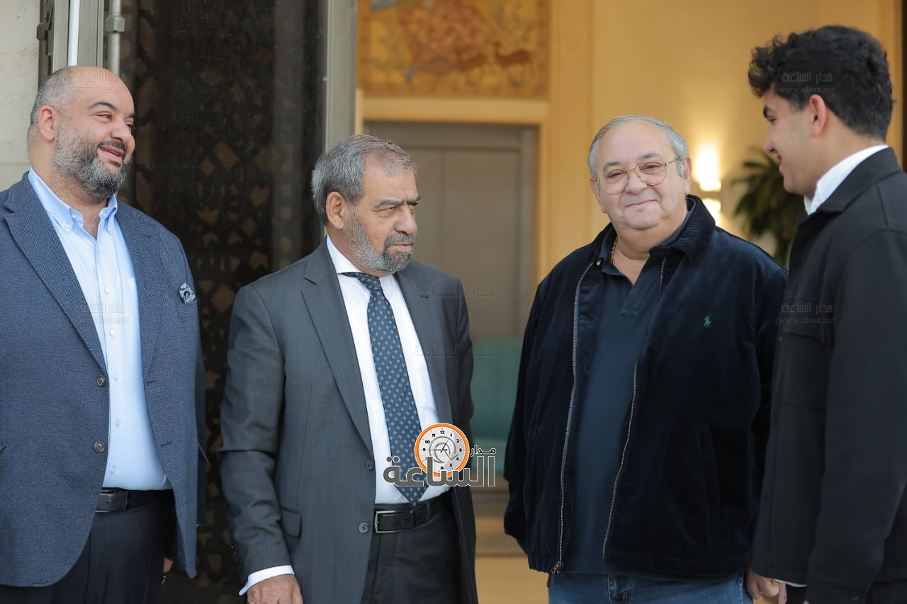 Madar Al-Saa Images 0.49686990653316854