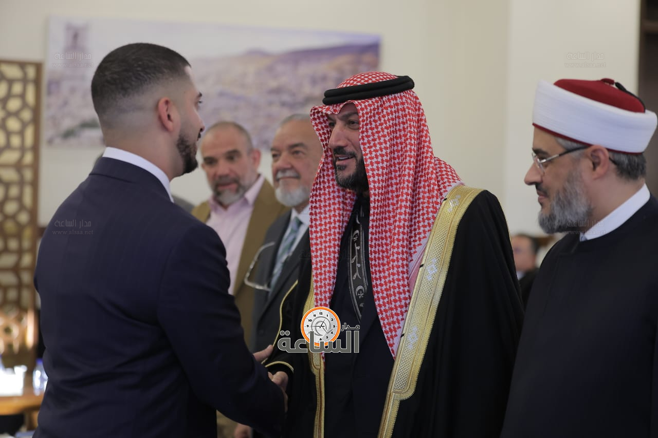 Madar Al-Saa Images 0.3185823527279671