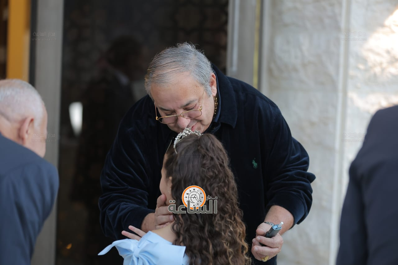 Madar Al-Saa Images 0.42872981207782535