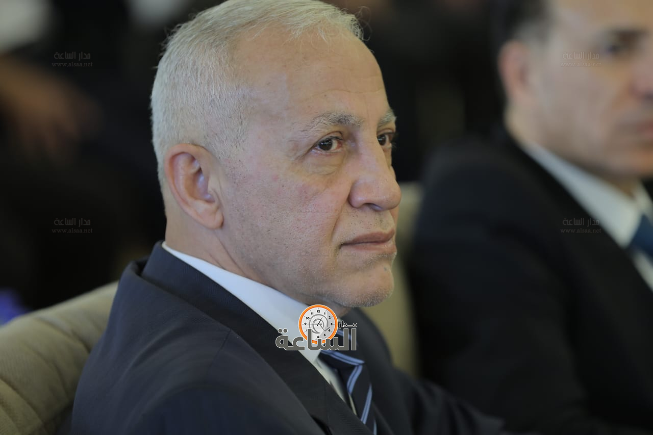 Madar Al-Saa Images 0.7581105285712393