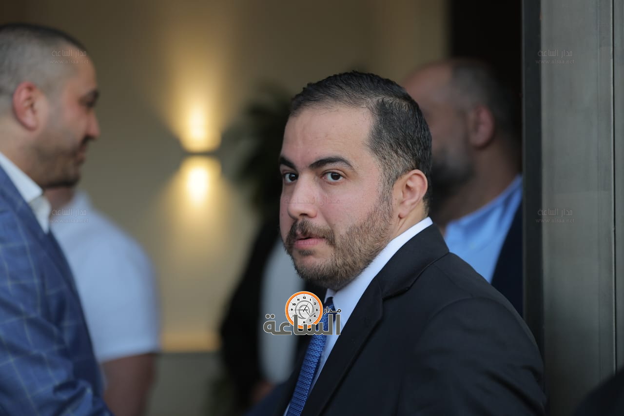 Madar Al-Saa Images 0.37499208434864173