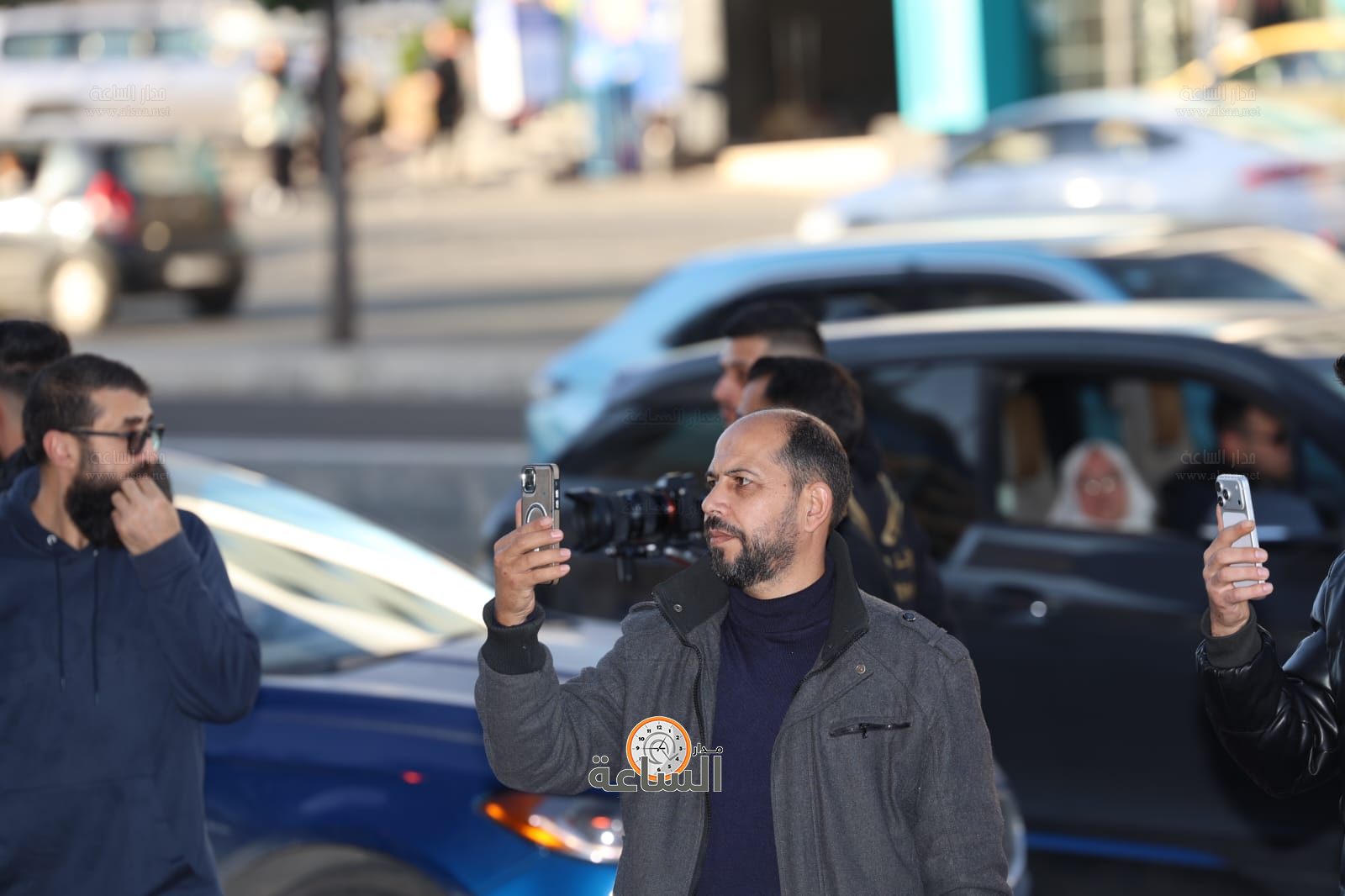 Madar Al-Saa Images 0.01994903000485493