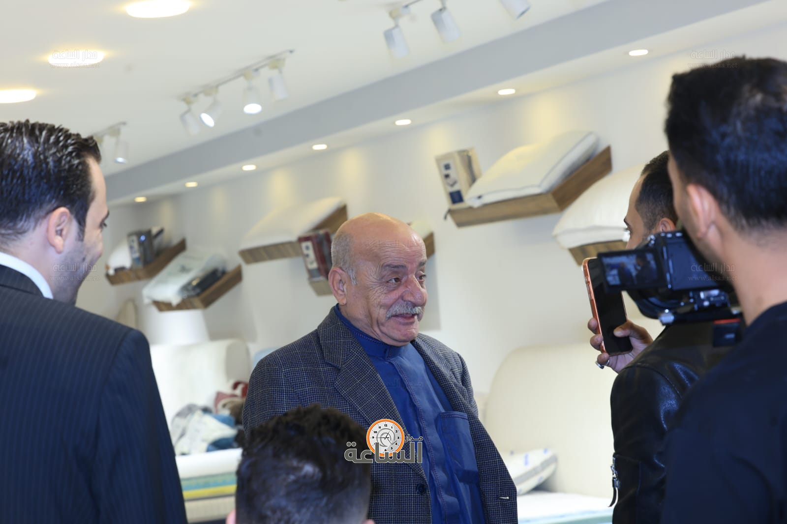 Madar Al-Saa Images 0.03144064614500375