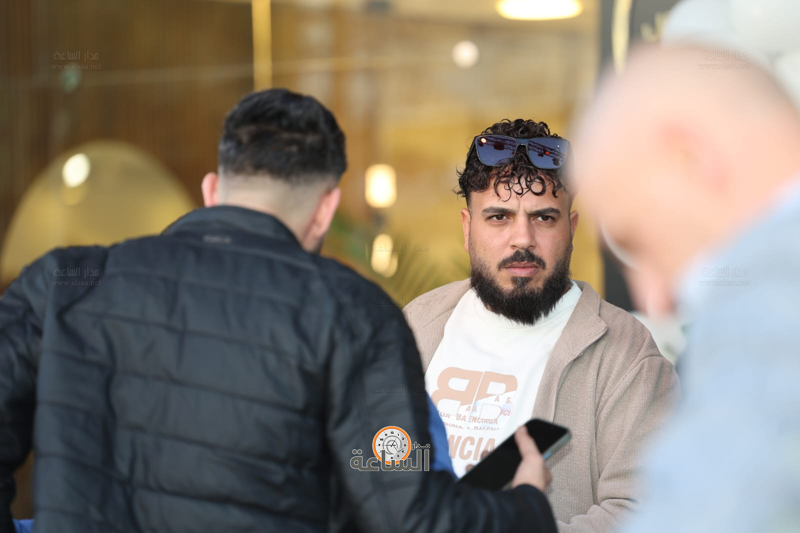 Madar Al-Saa Images 0.5123748860250293