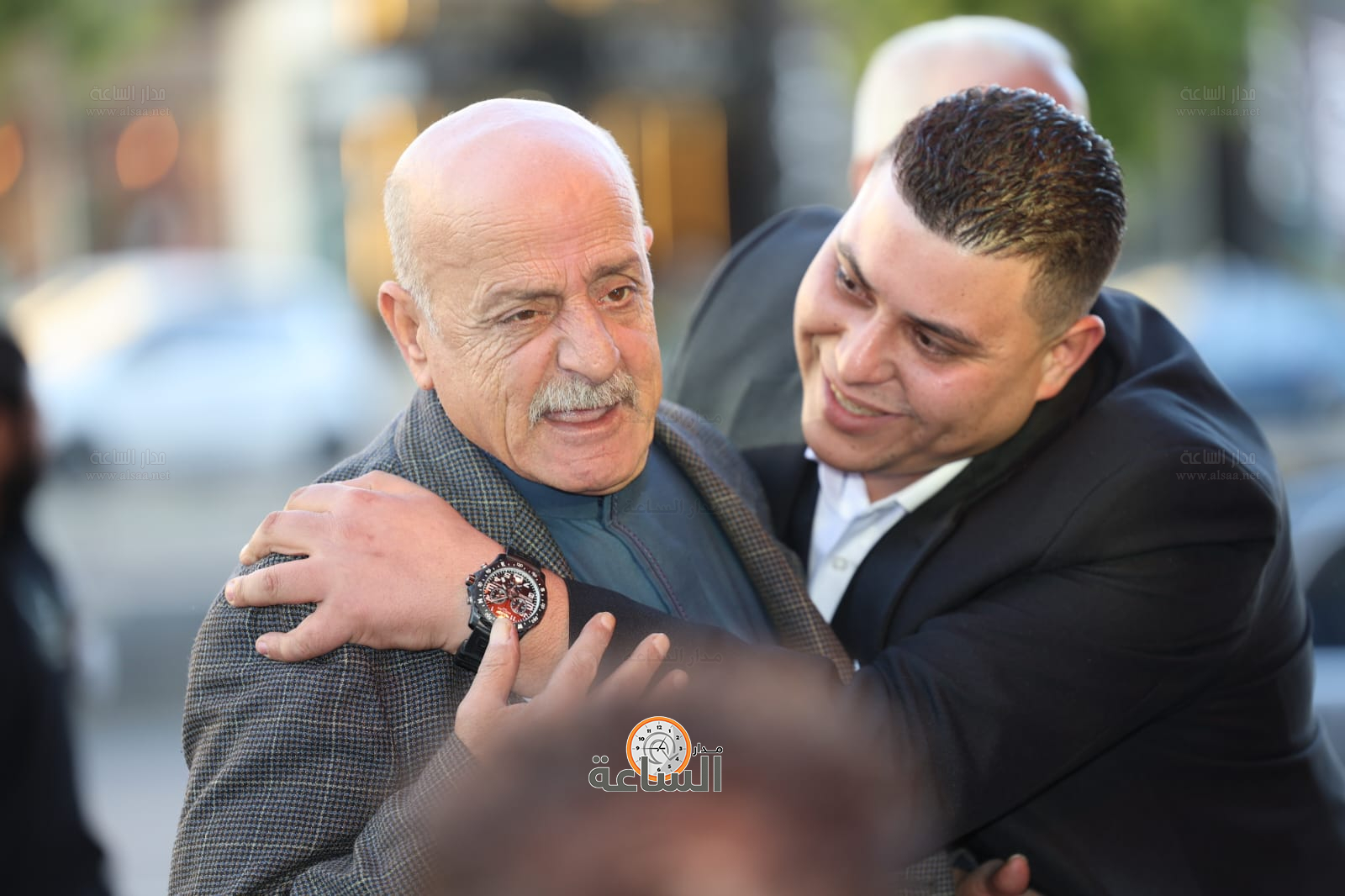 Madar Al-Saa Images 0.9409750504212474