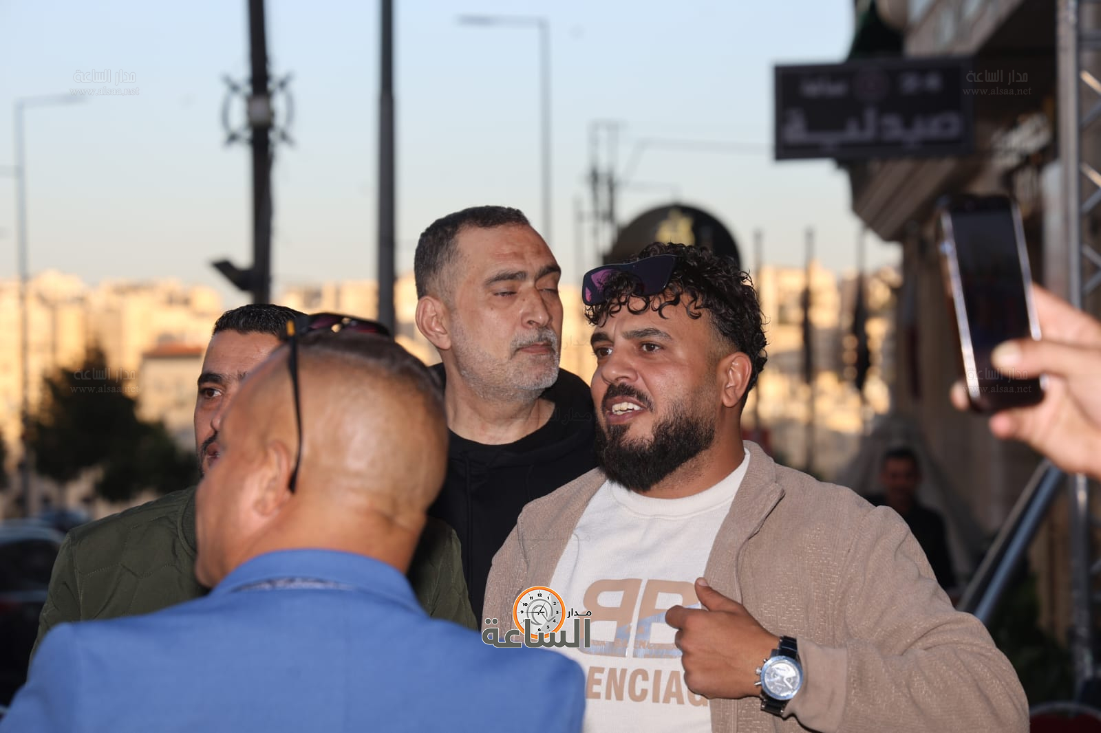 Madar Al-Saa Images 0.917340442501962