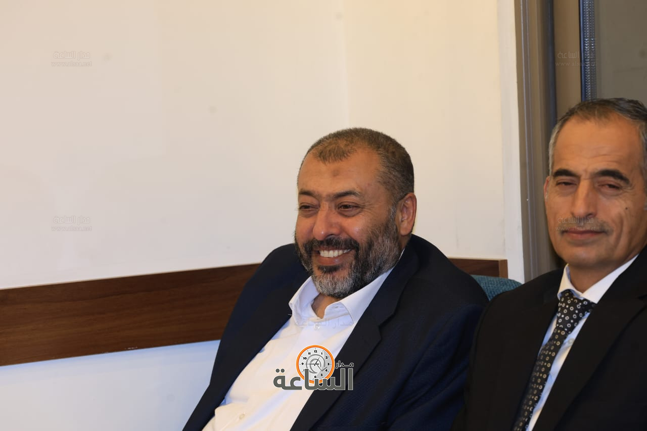 Madar Al-Saa Images 0.555139731547856