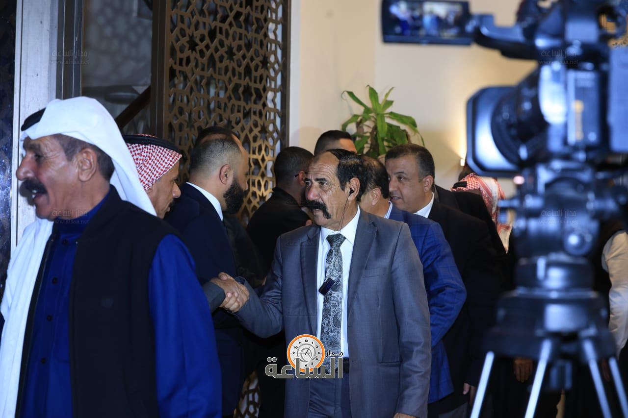 Madar Al-Saa Images 0.09707891809685132