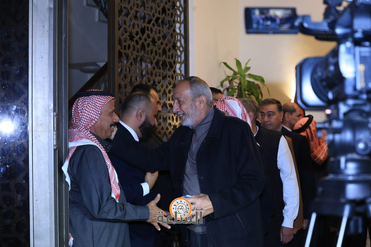 Madar Al-Saa Images 0.6430316195624453