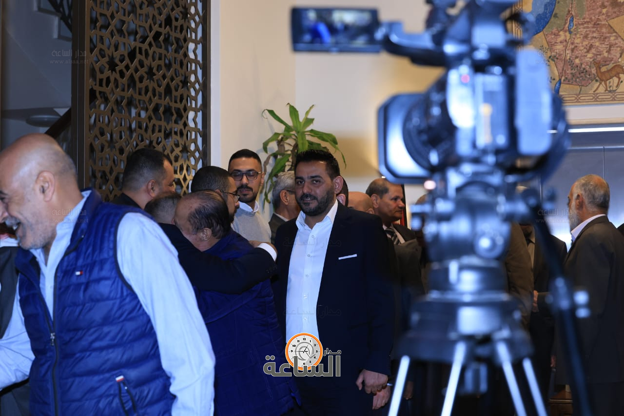 Madar Al-Saa Images 0.06535271994057079