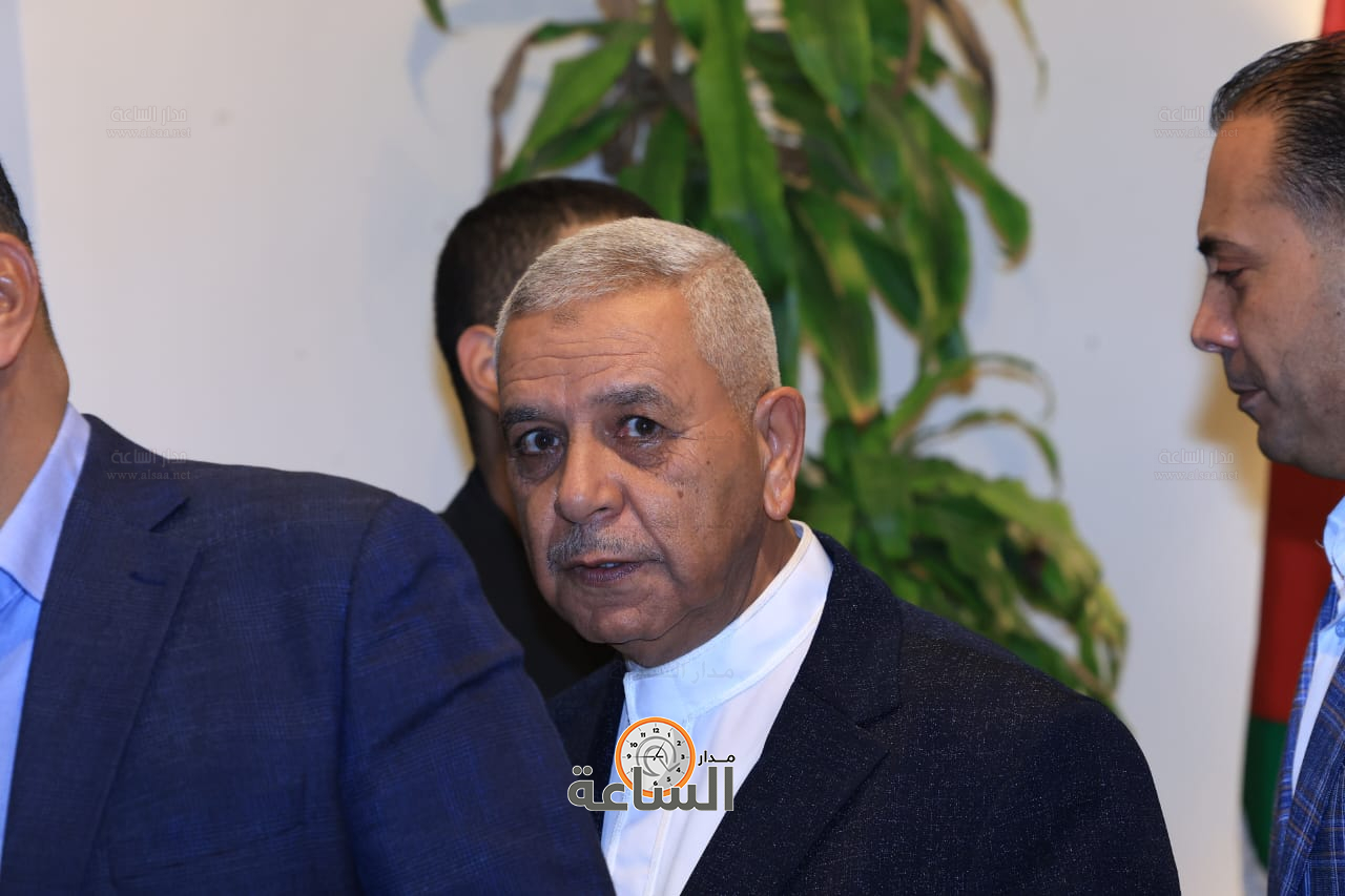 Madar Al-Saa Images 0.2217418052519874