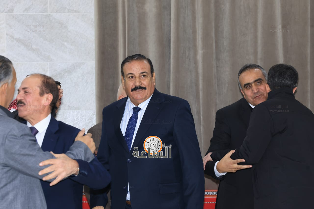 Madar Al-Saa Images 0.3829227765788431