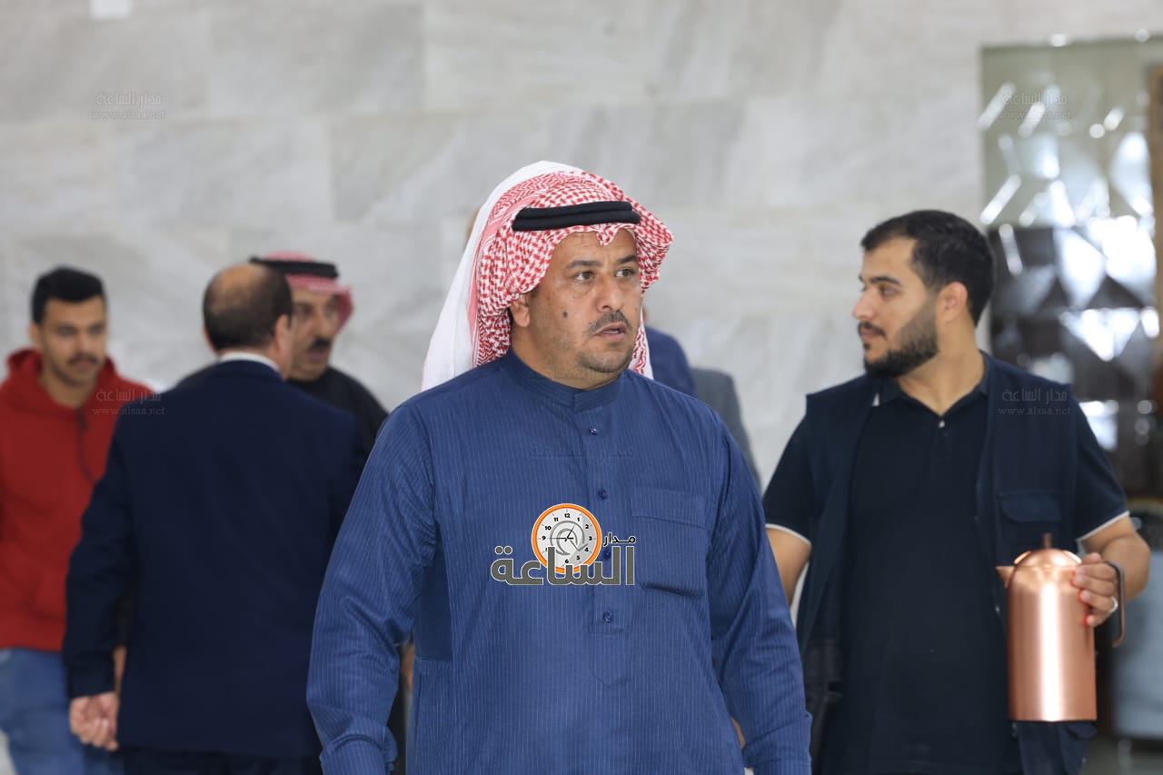 Madar Al-Saa Images 0.6252388576817425